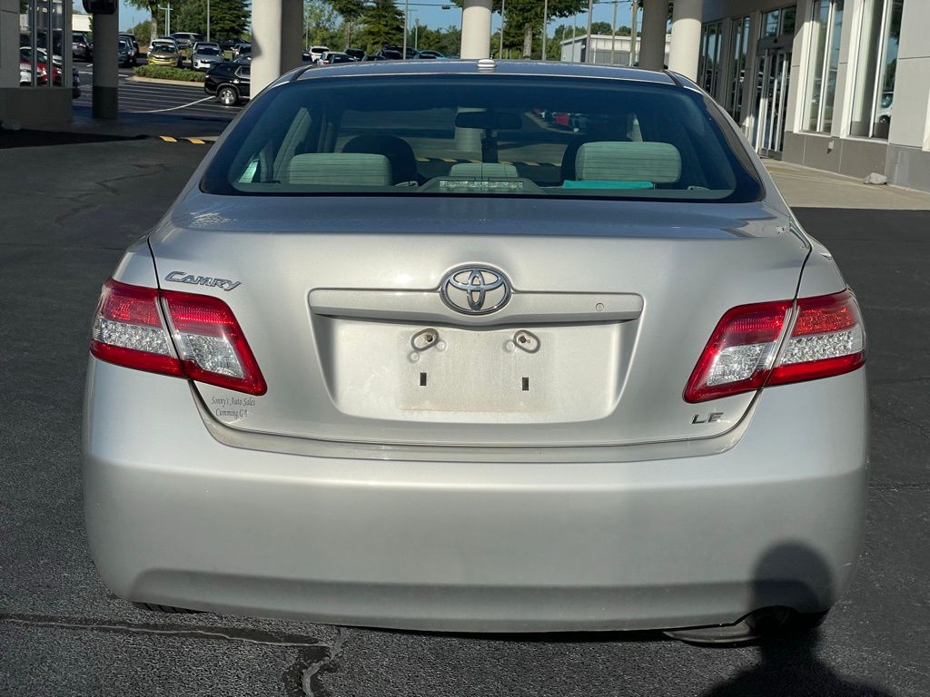 Thumbnail: 2011 Toyota Camry - 4