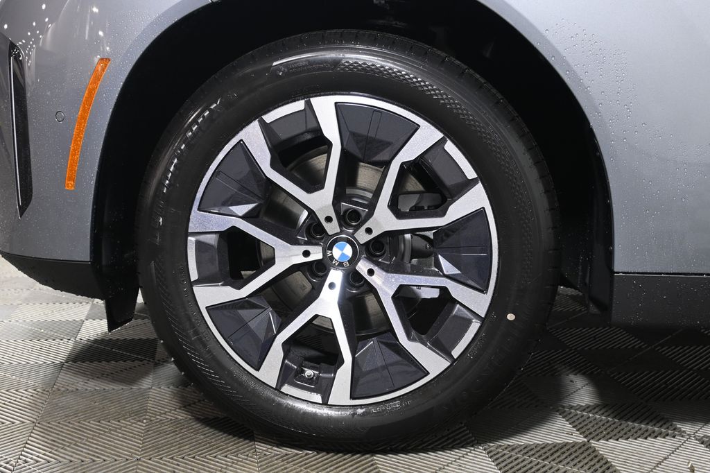 Thumbnail: 2026 BMW X3 - 12