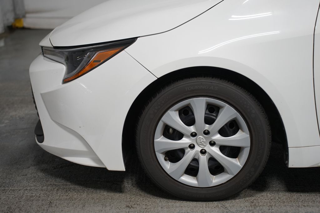 2023 Toyota Corolla LE 5
