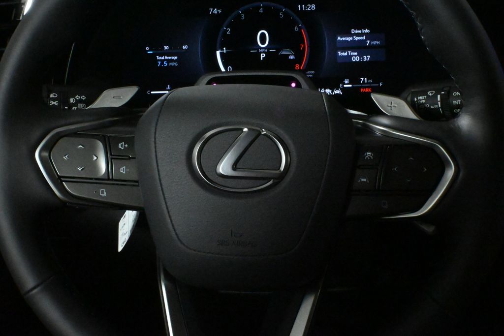 Thumbnail: 2025 Lexus TX - 18