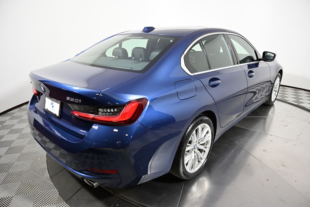 Thumbnail: 2024 BMW 3 Series - 5