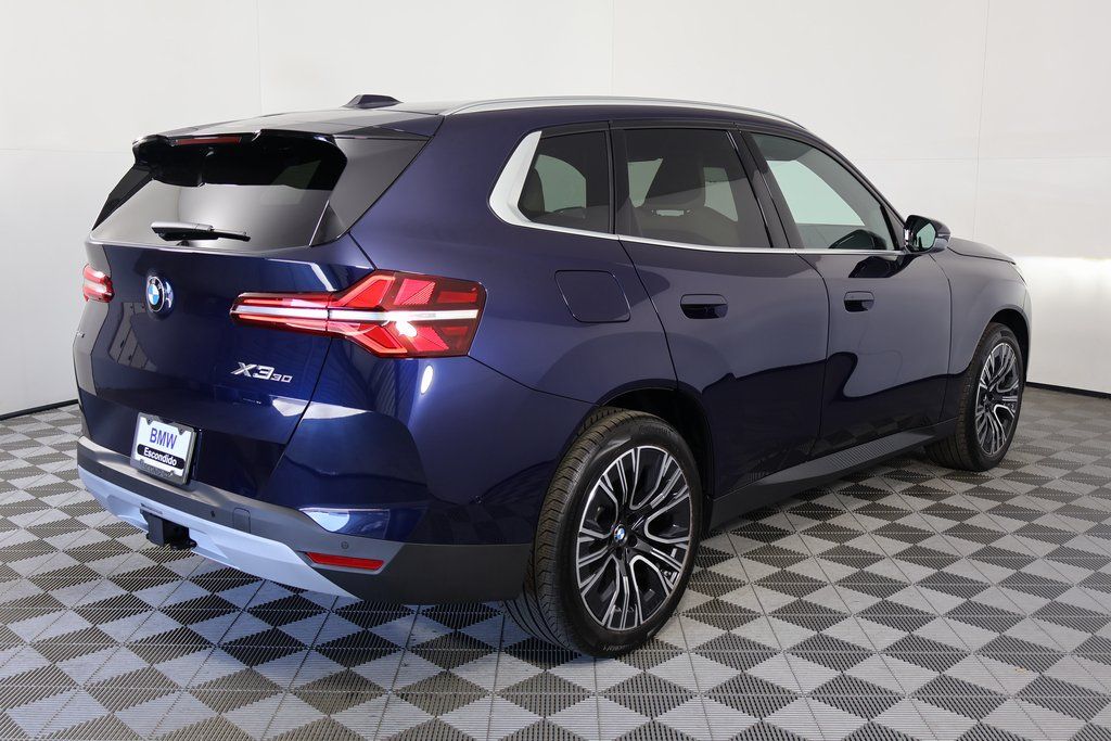 Thumbnail: 2026 BMW X3 - 2