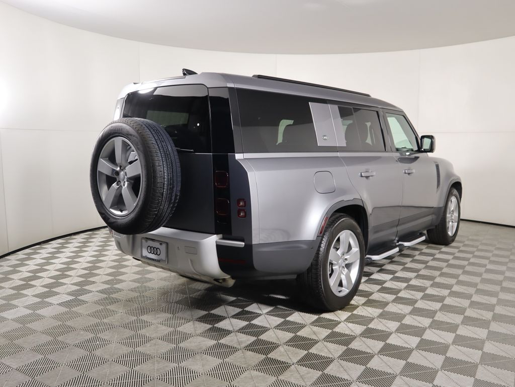 Thumbnail: 2024 Land Rover Defender - 5