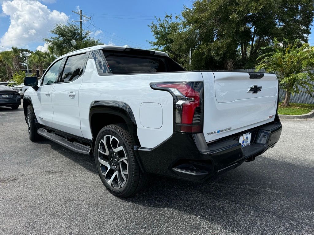 2024 Chevrolet Silverado EV RST 6