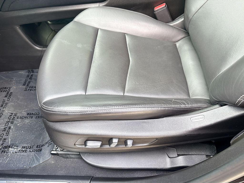 Used 2024 Black Cadillac Sport image 20