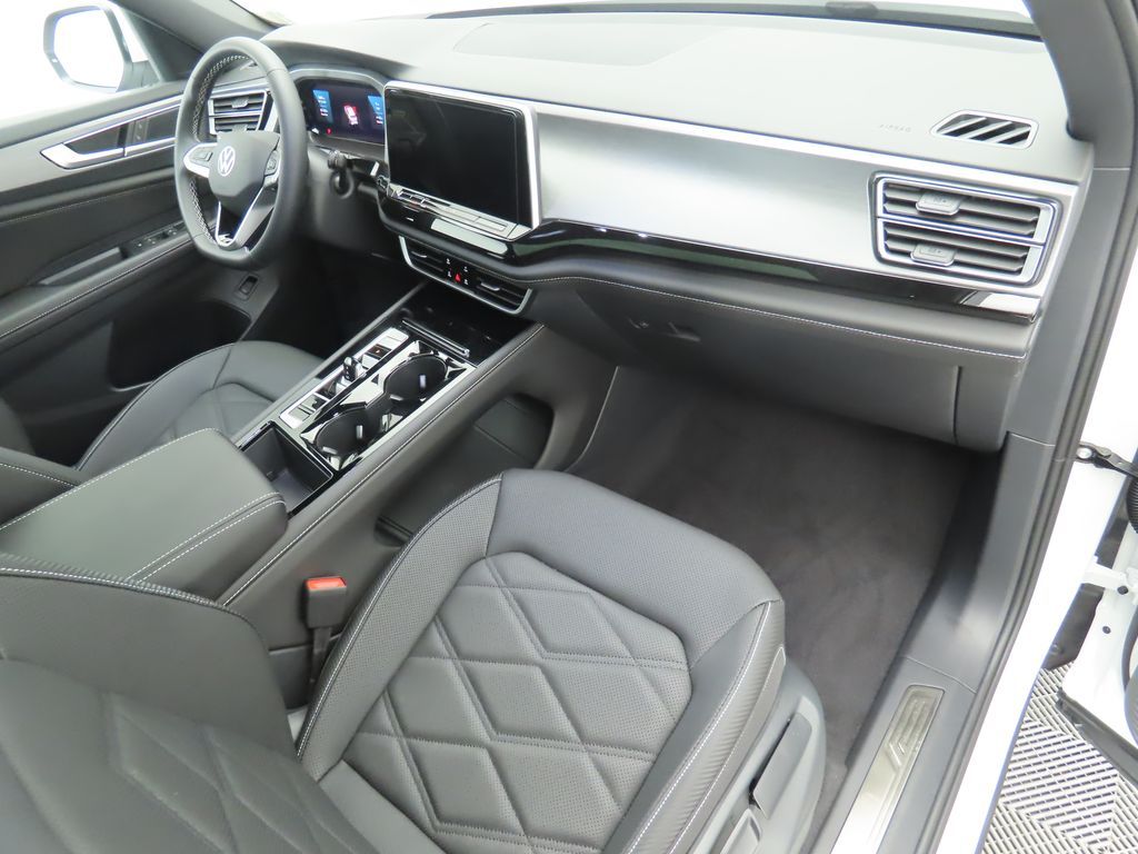 Thumbnail: 2026 Volkswagen Atlas - 17