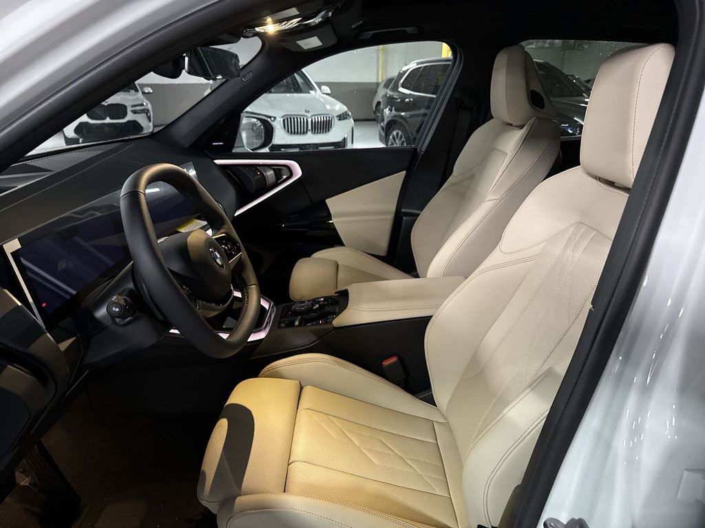 Thumbnail: 2026 BMW X3 - 11