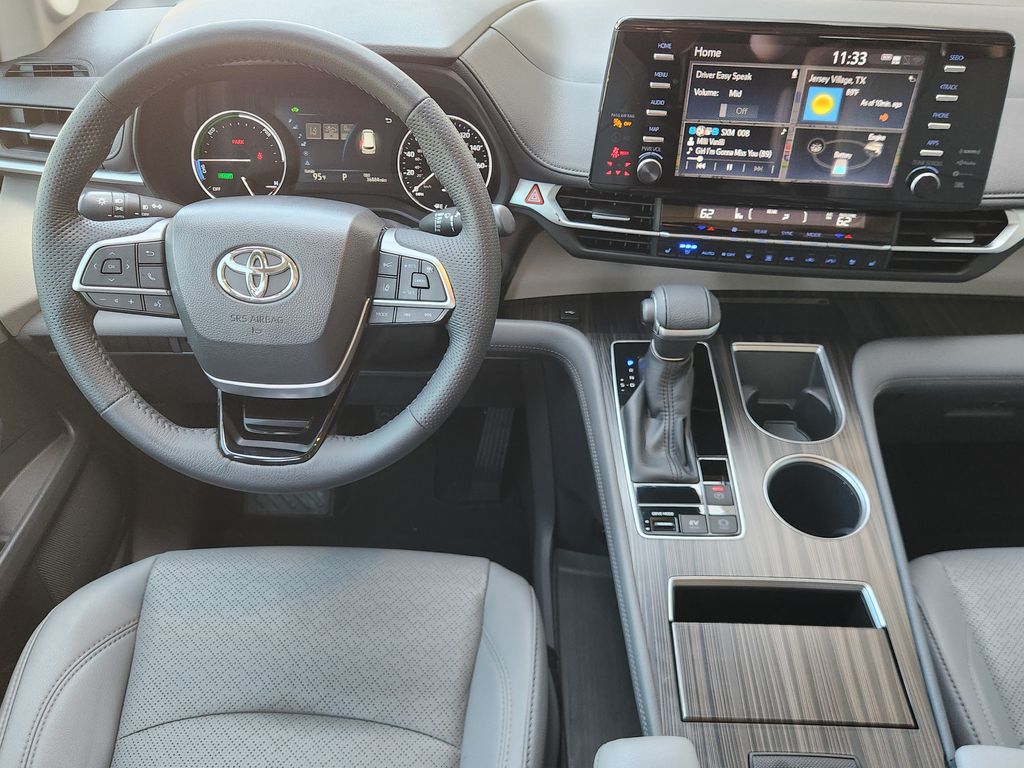 2022 Toyota Sienna Limited Beige at Community Toyota