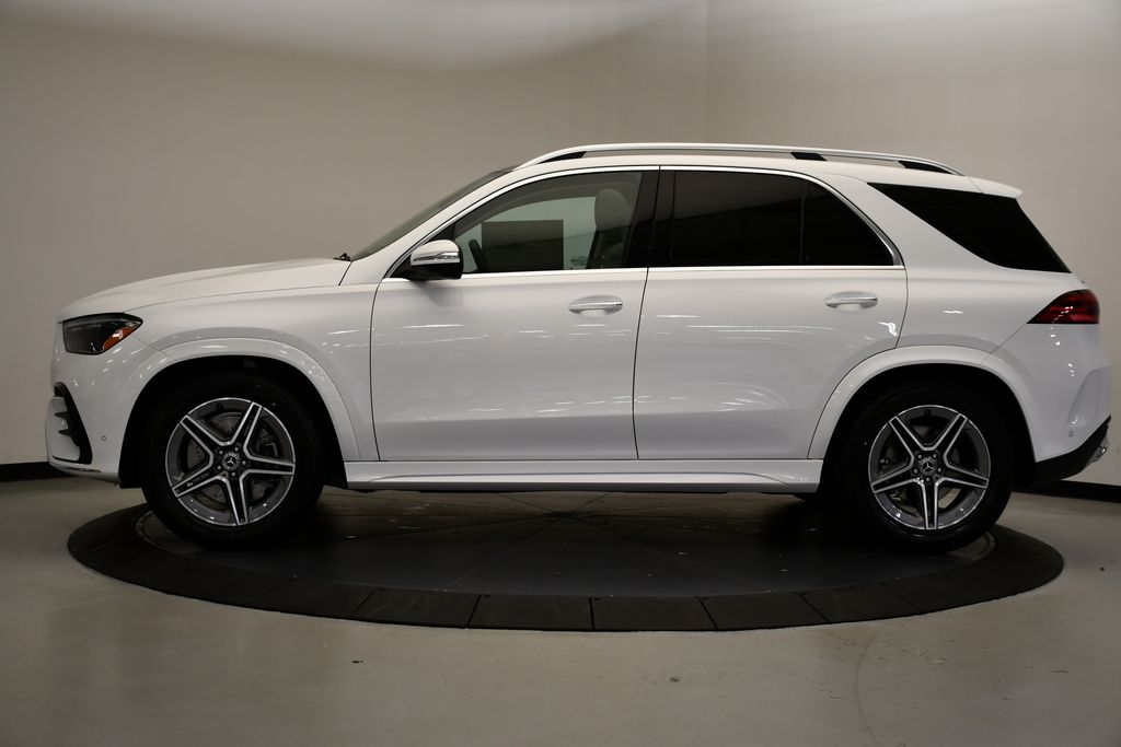 Thumbnail: 2026 Mercedes-Benz GLE - 2