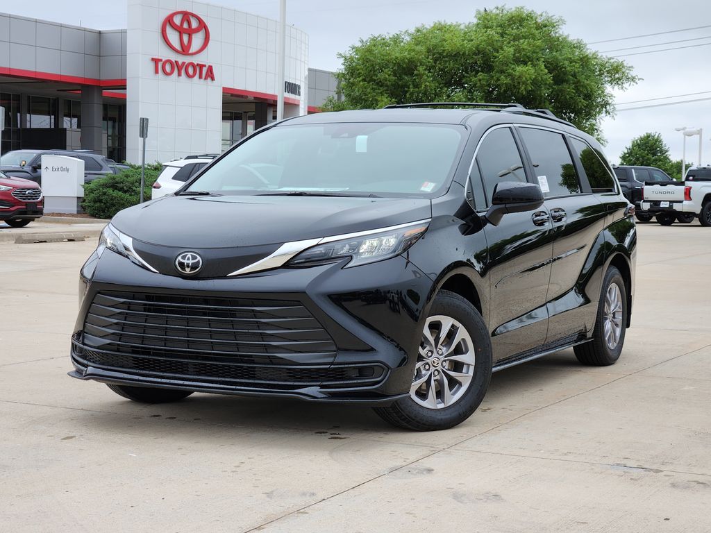0218 2026 Toyota Sienna LE 8-Passenger FWD Minivan Front-Wheel Drive Continuously Variable Transmission