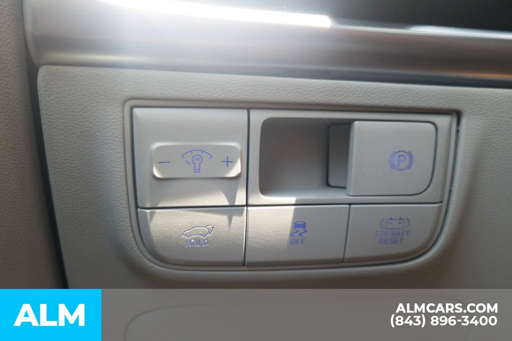 Used 2025 Deep Sea Hyundai Limited image 35