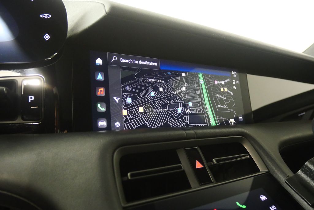 Thumbnail: 2021 Porsche Taycan - 27