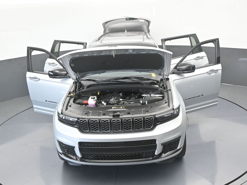 New 2025 Silver Zynith Jeep Summit image 70