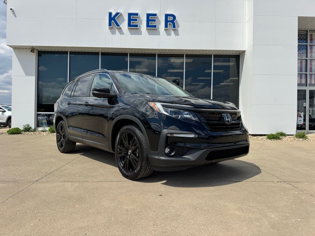 Crystal Black Pearl 2022 Honda Pilot SE AWD SUV / Crossover All-Wheel Drive 9-Speed Automatic