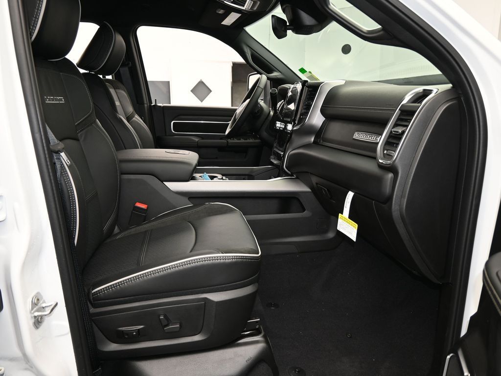 New 2026 Bright White Clearcoat Ram Laramie image 43