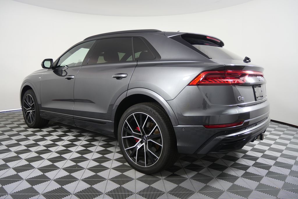 Thumbnail: 2021 Audi Q8 - 5