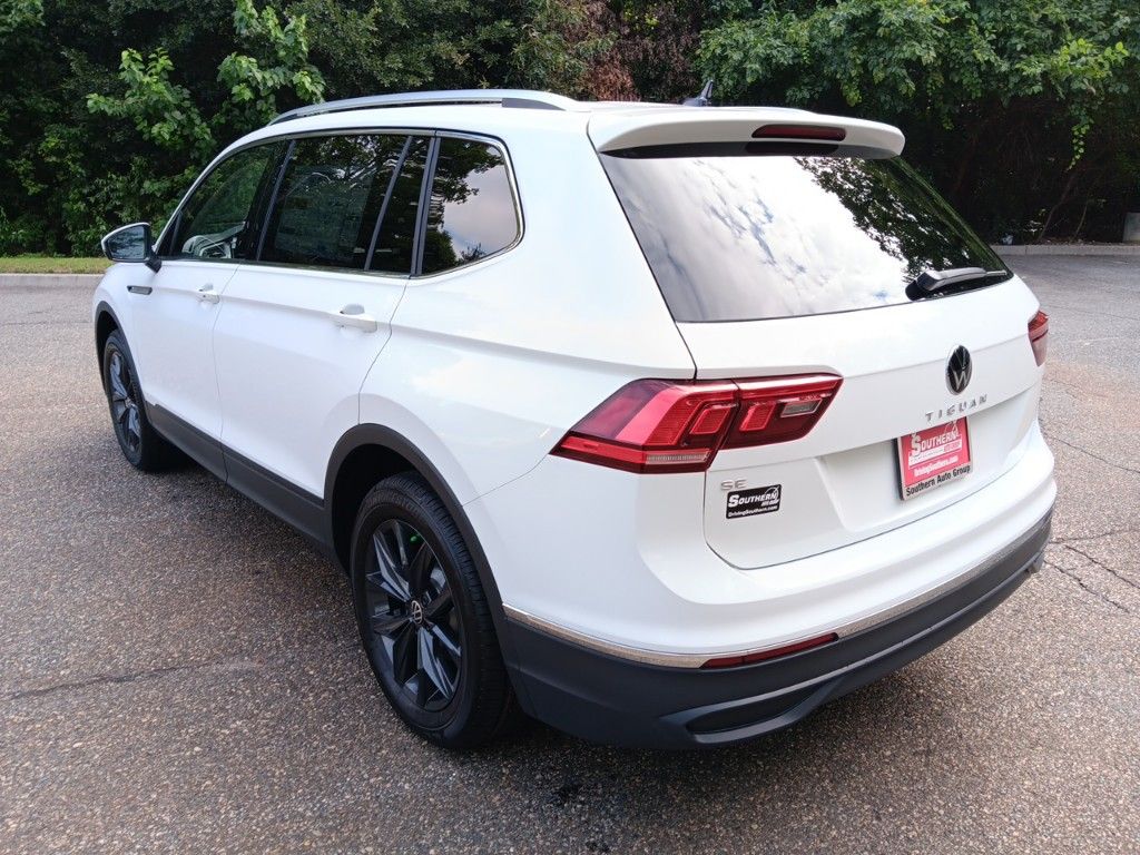 2024 Volkswagen Tiguan 2.0T SE 3