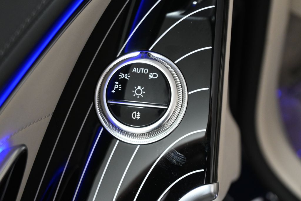 Thumbnail: 2025 Mercedes-Benz S-Class - 27