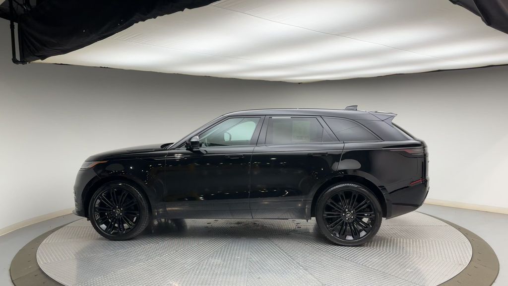 Thumbnail: 2026 Land Rover Range Rover Velar - 5