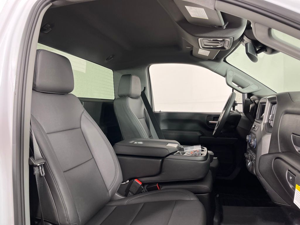 Thumbnail: 2026 Chevrolet Silverado 2500 - 13