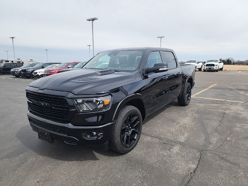 View vehicle photo 5