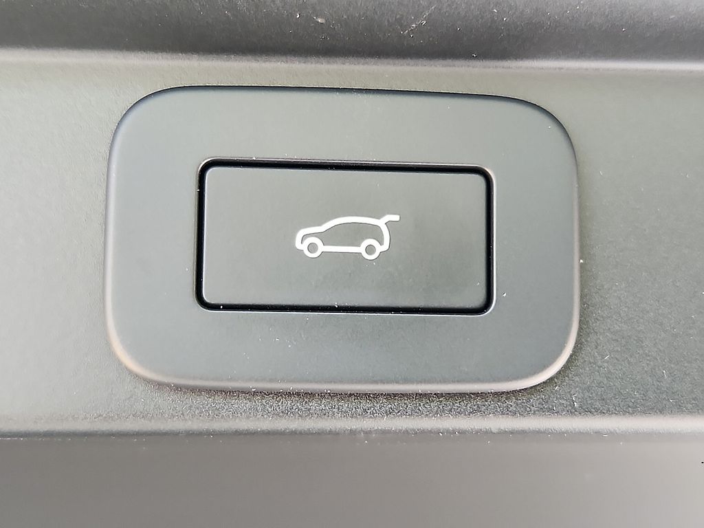 2024 Land Rover Range Rover SE 29