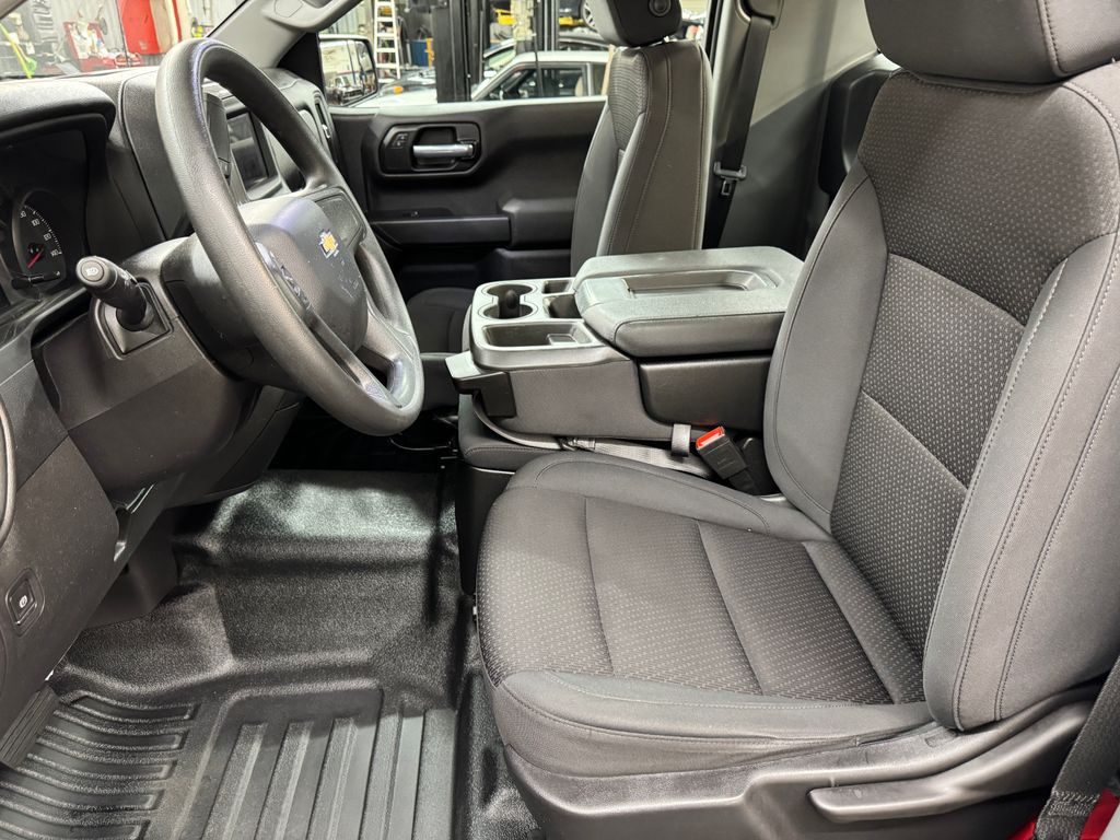 2023 Chevrolet Silverado 1500 WT