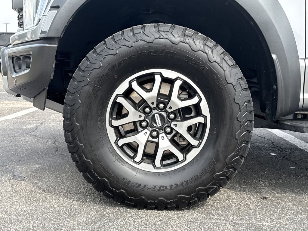 2023 Ford F-150 Raptor - 8