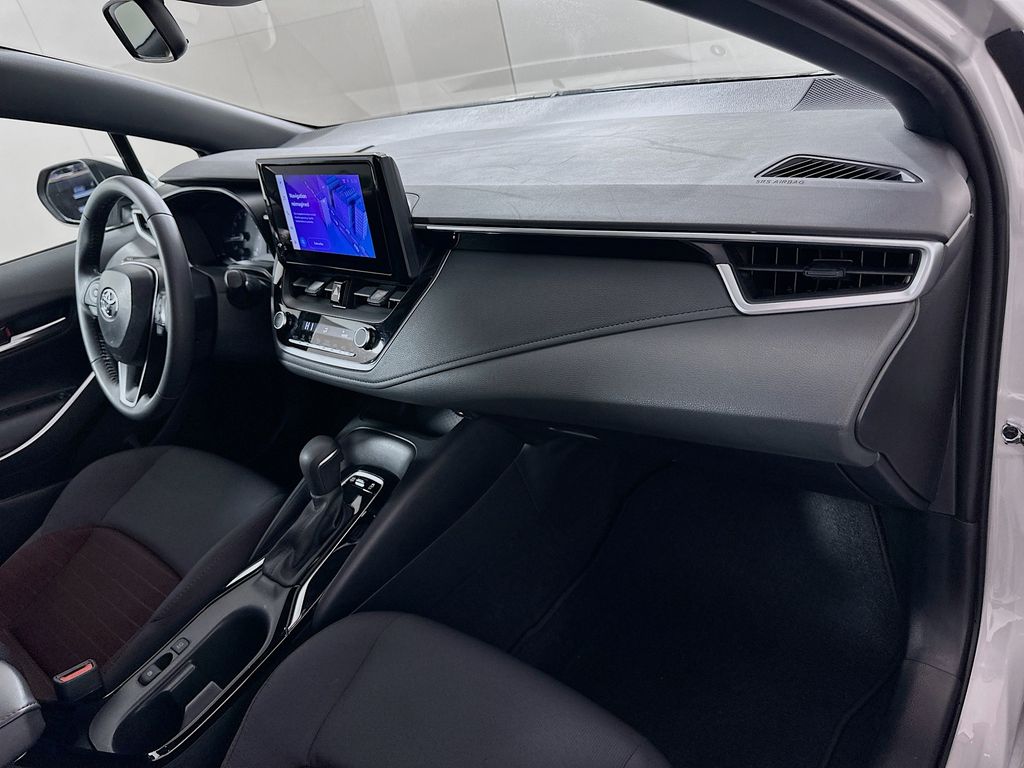 Thumbnail: 2024 Toyota Corolla - 28