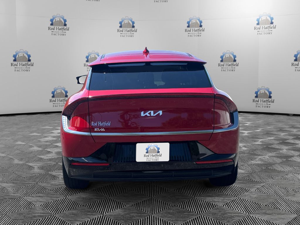 View vehicle photo 4