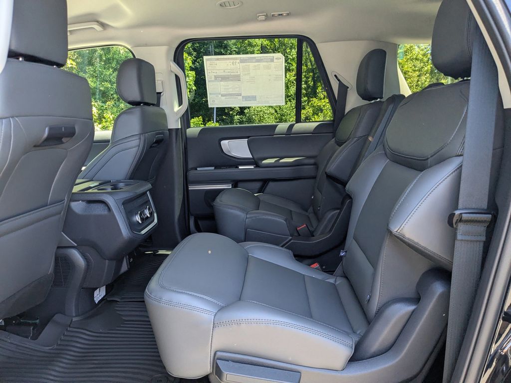 2026 Ford Expedition Max Active MAX