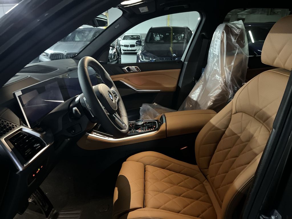 Thumbnail: 2026 BMW X5 - 11