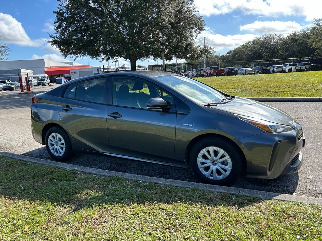 Thumbnail: 2020 Toyota Prius - 7