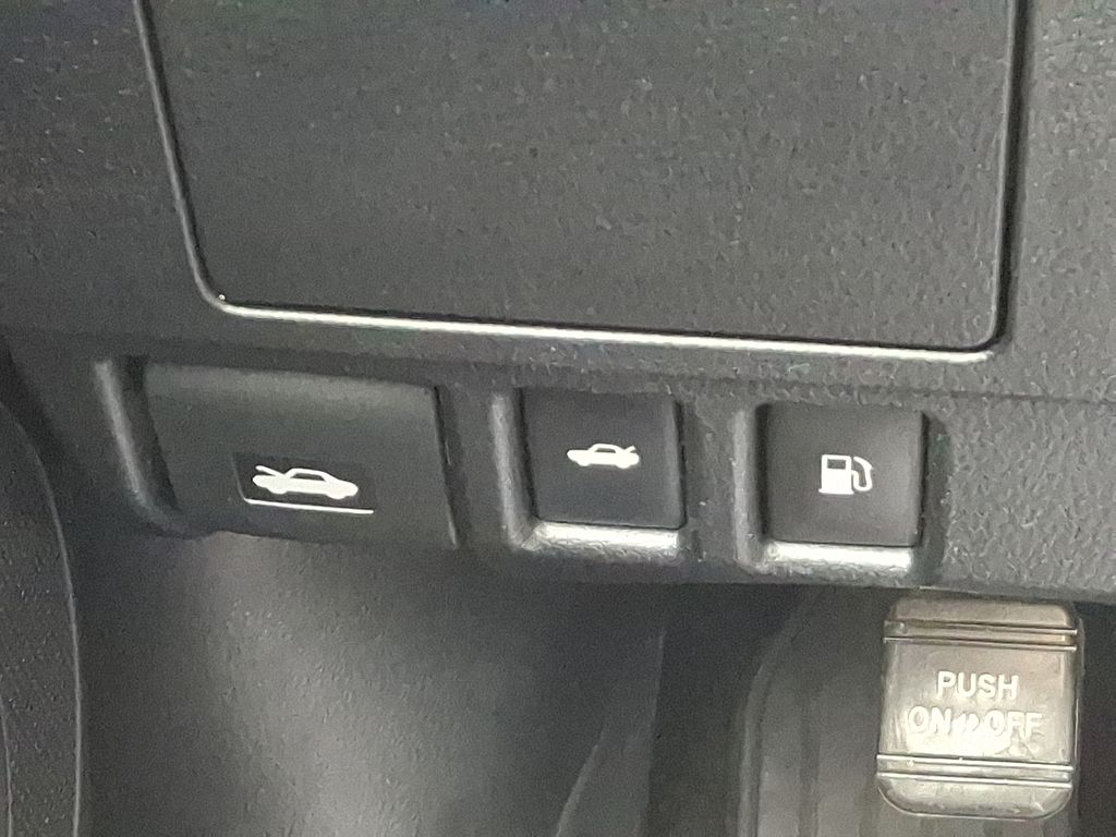 Thumbnail: 2018 Lexus ES - 27