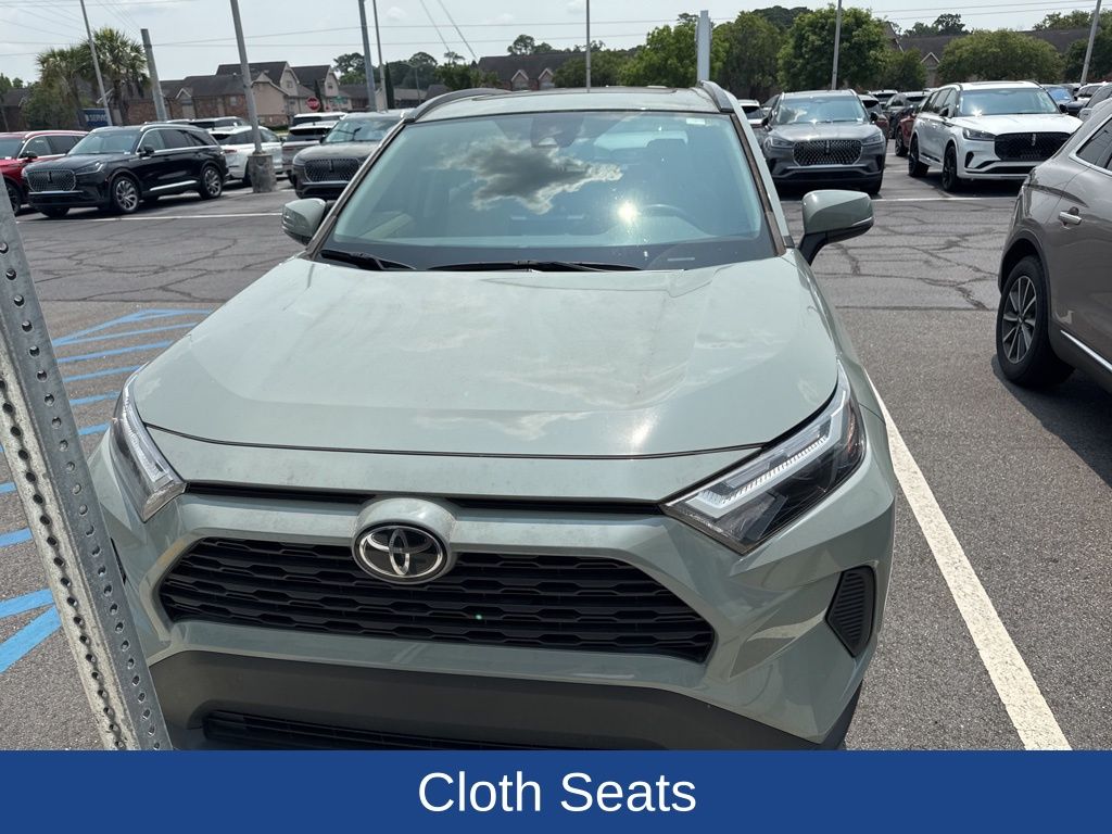 2022 Toyota RAV4 XLE