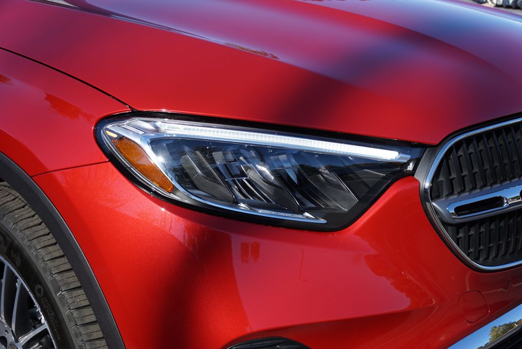 Thumbnail: 2026 Mercedes-Benz GLC - 10