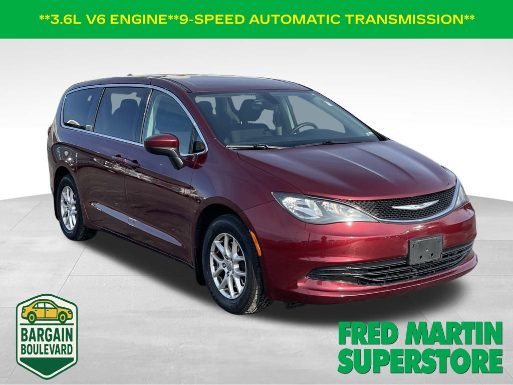 used 2017 Chrysler Pacifica car, priced at $11,500
