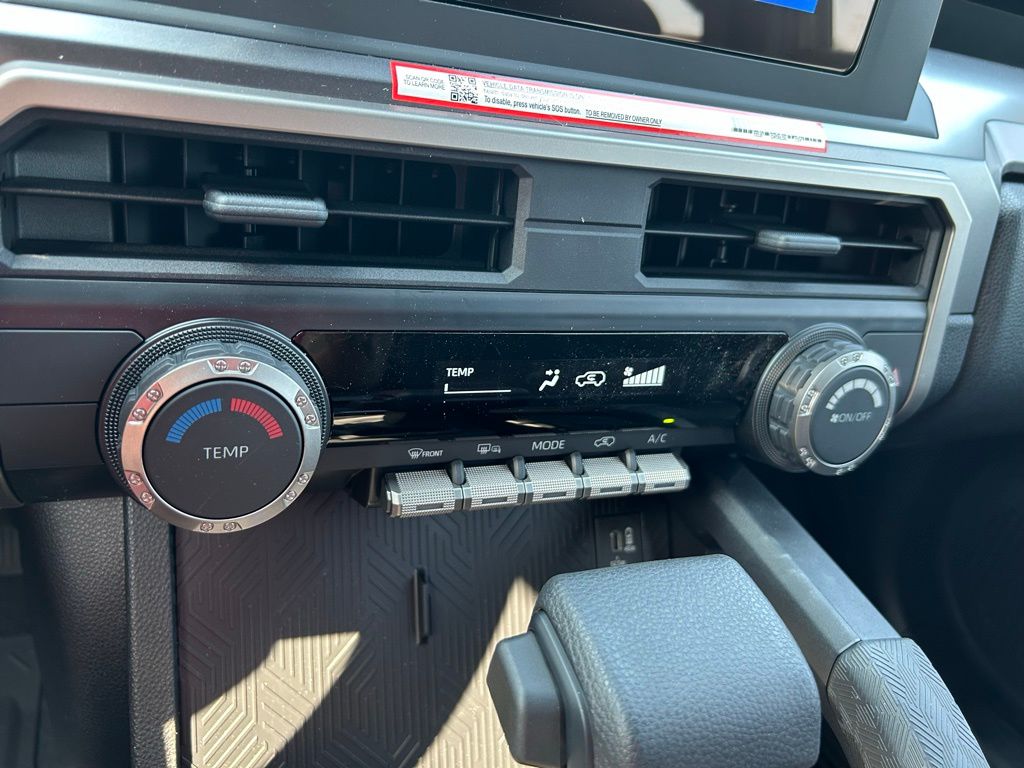 2025 Toyota 4Runner SR5 25