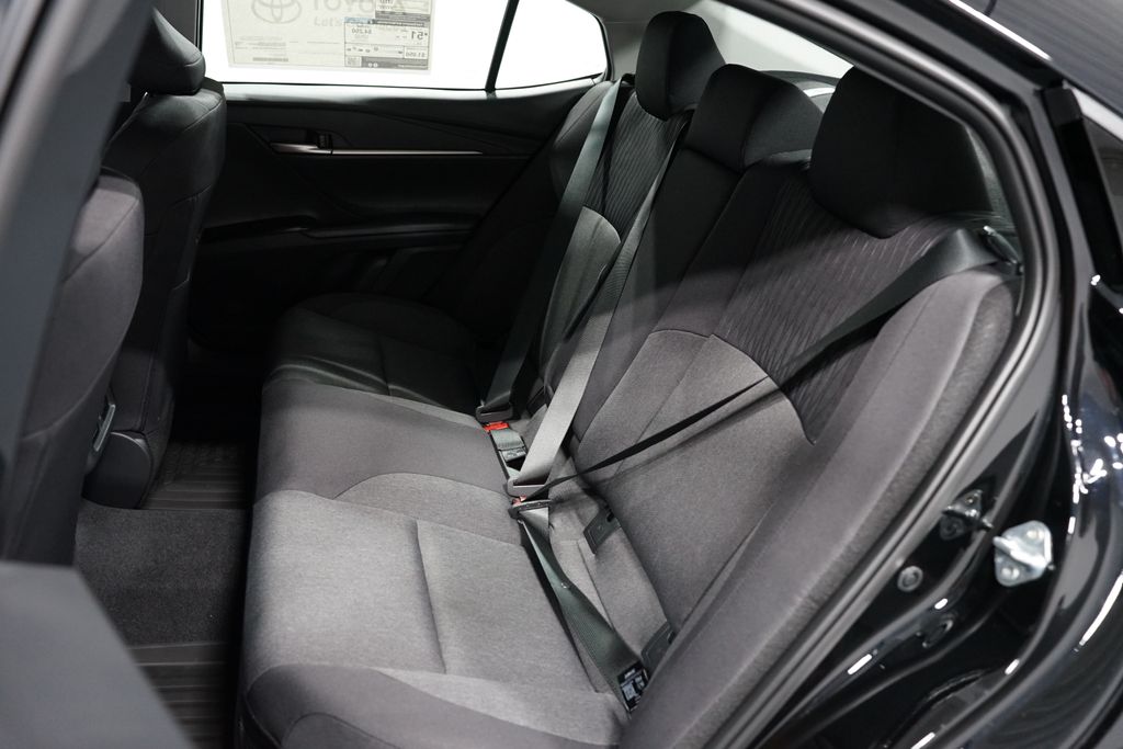 Thumbnail: 2025 Toyota Camry - 29