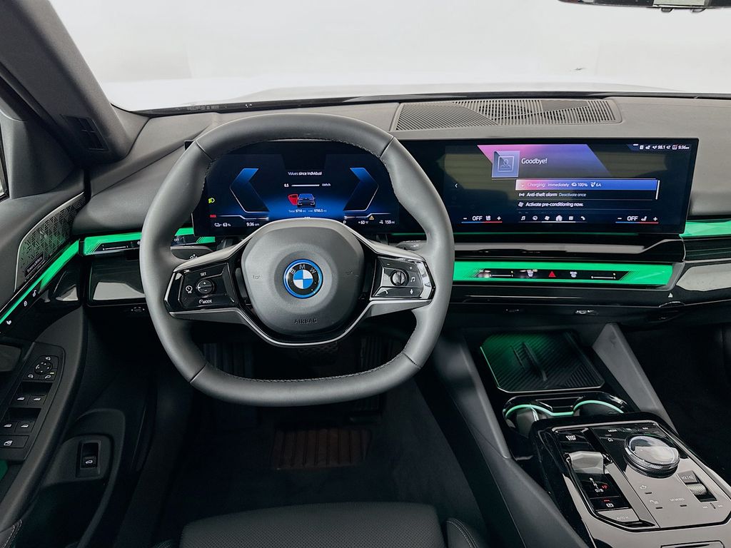 Thumbnail: 2024 BMW i5 - 22