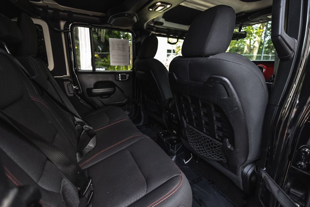 2020 Jeep Wrangler Unlimited Unlimited Rubicon thumbnail 31