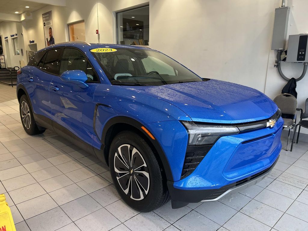 2024 Chevrolet Blazer EV Azul (Riptide Blue Metallic) SUV/Crossover Tracción en las cuatro ruedas 1 velocidad Automática