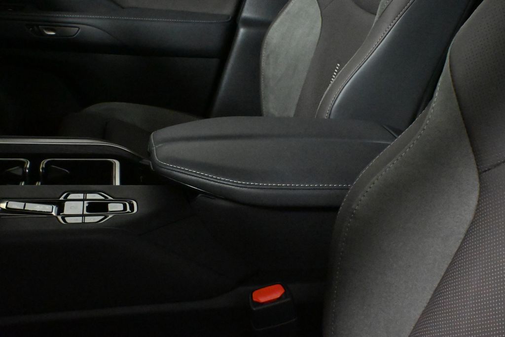 2025 Lexus TX 350 26