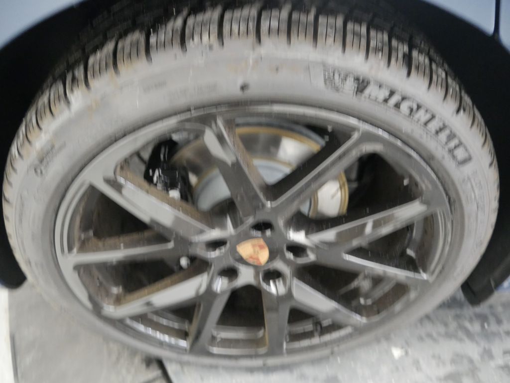 Thumbnail: 2026 Porsche Panamera - 15