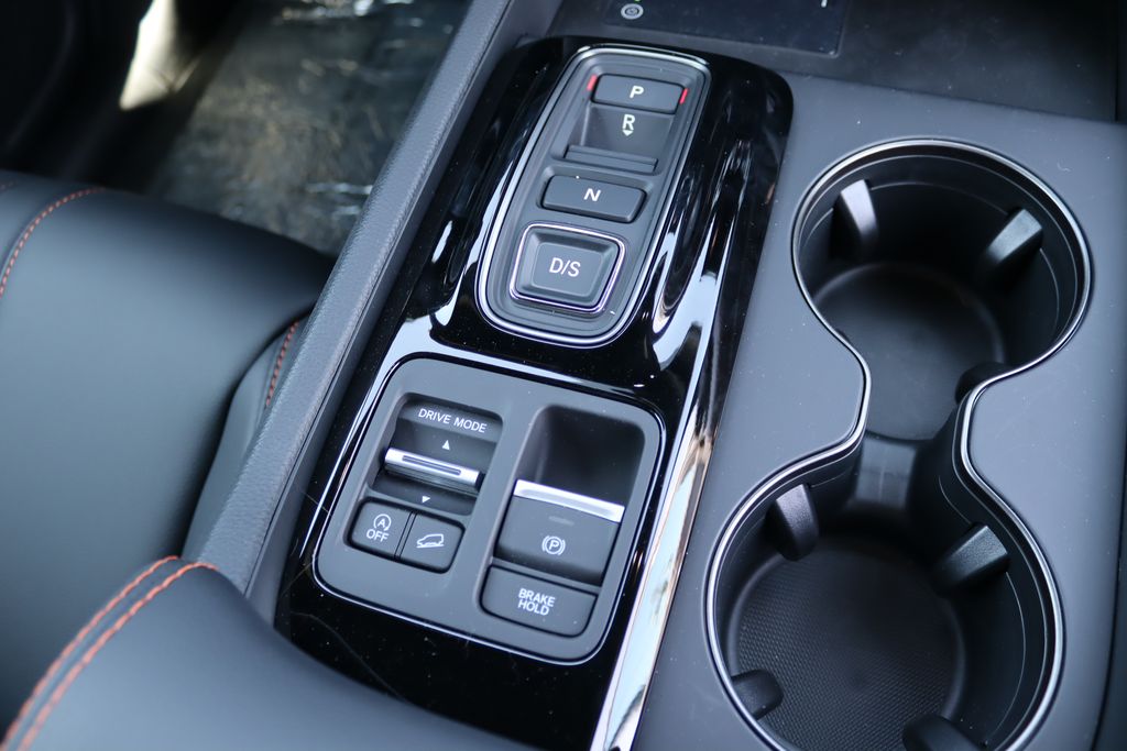 Thumbnail: 2025 Honda Pilot - 24