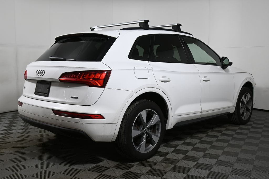 Thumbnail: 2020 Audi Q5 - 7
