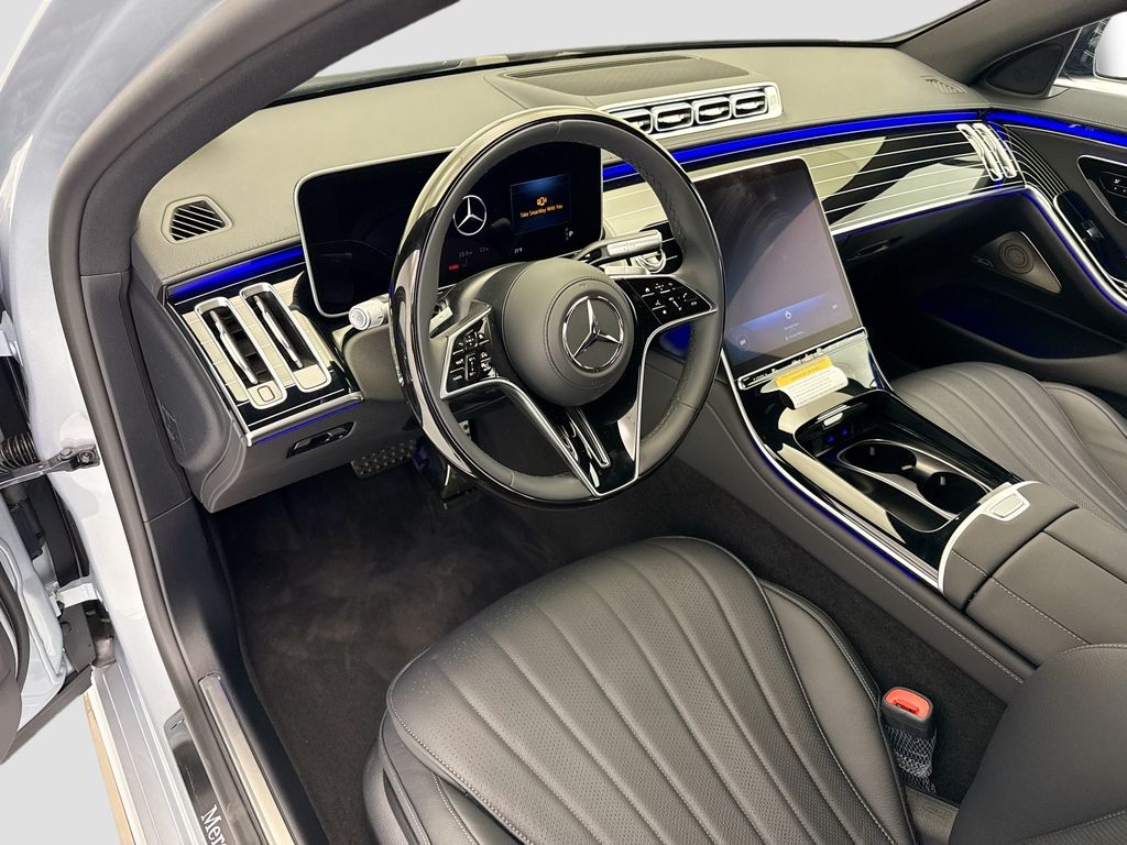 Thumbnail: 2026 Mercedes-Benz S-Class - 9