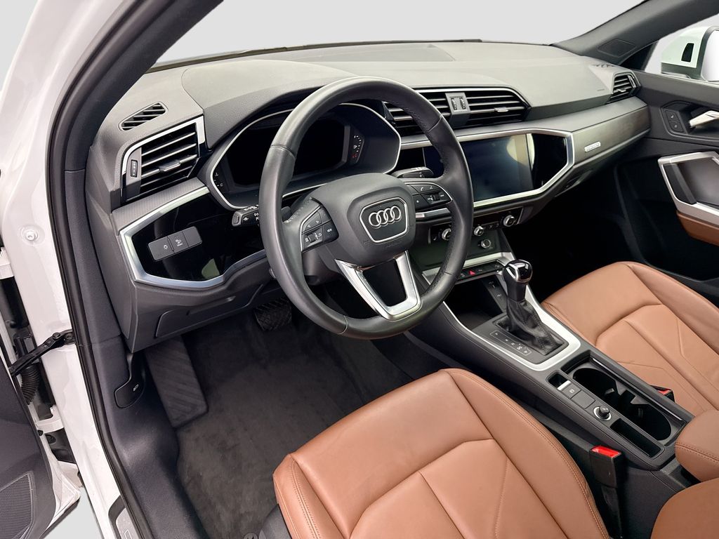 Thumbnail: 2022 Audi Q3 - 9