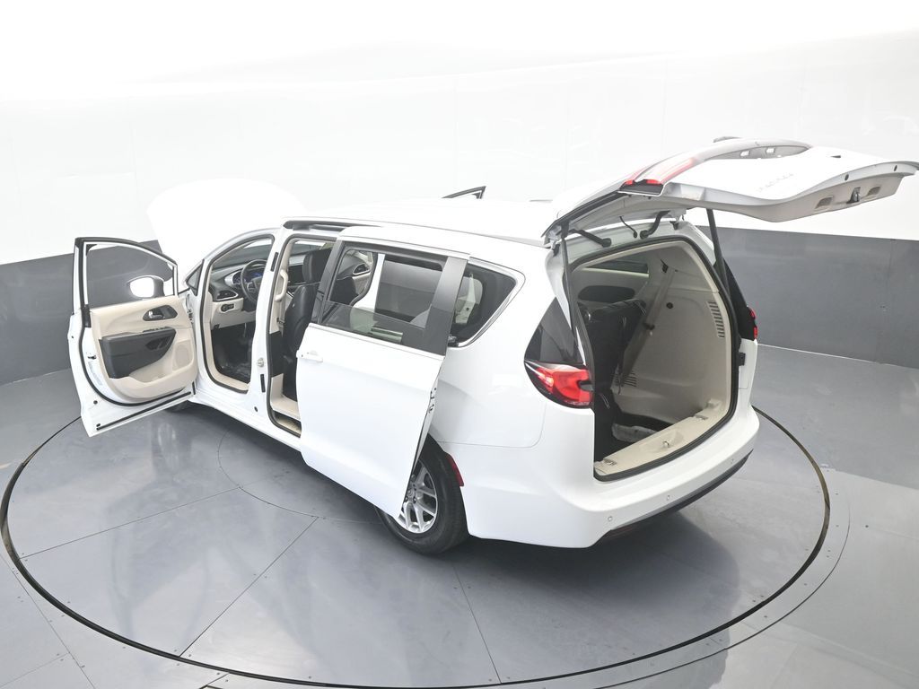 Used 2023 Bright White Clearcoat Chrysler Touring L image 66