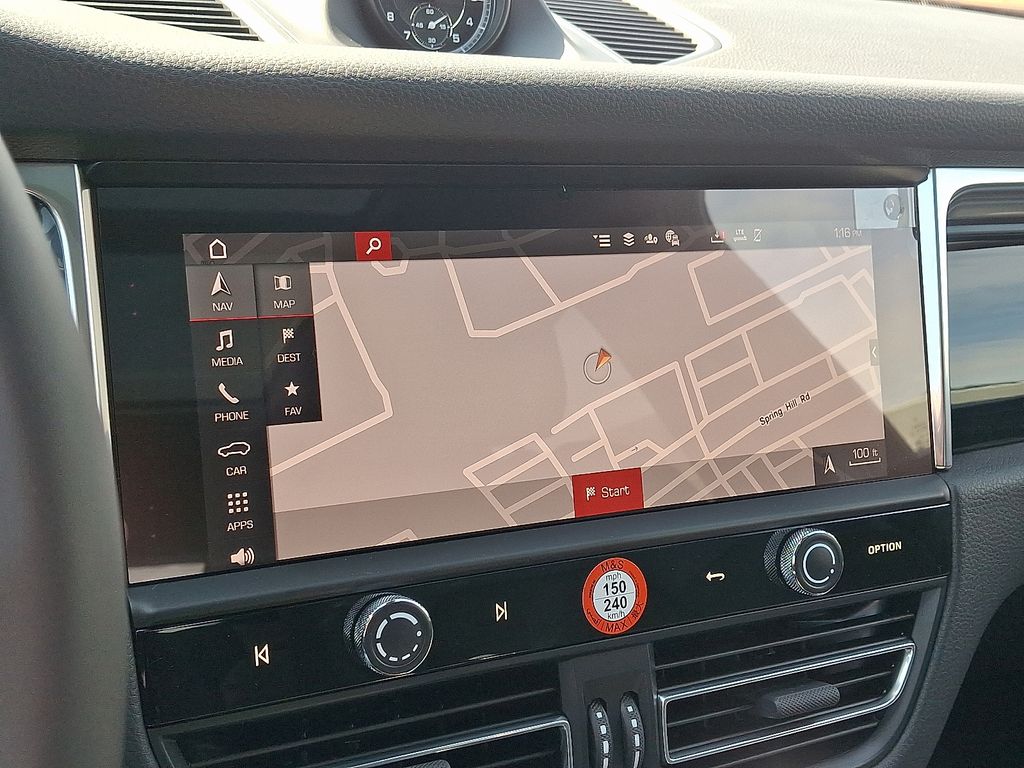 Thumbnail: 2026 Porsche Macan - 19